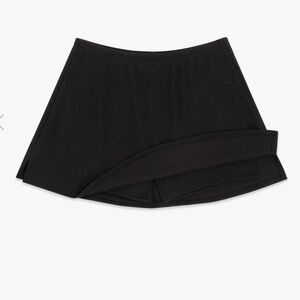 Lisa Says Gah Black Skirt